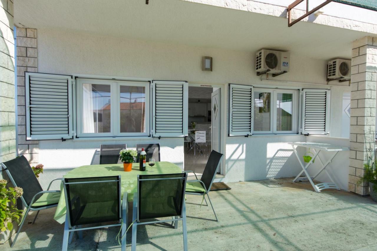 Apartmani Zana Округ-Горній Екстер'єр фото